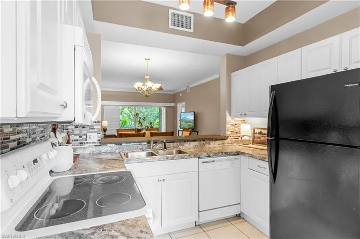 5470 16th Pl Sw 101, Naples, Florida 34116
