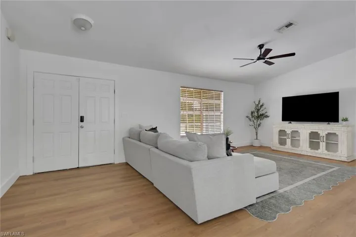 4640 31st Ave Ne, Naples, Florida 34120