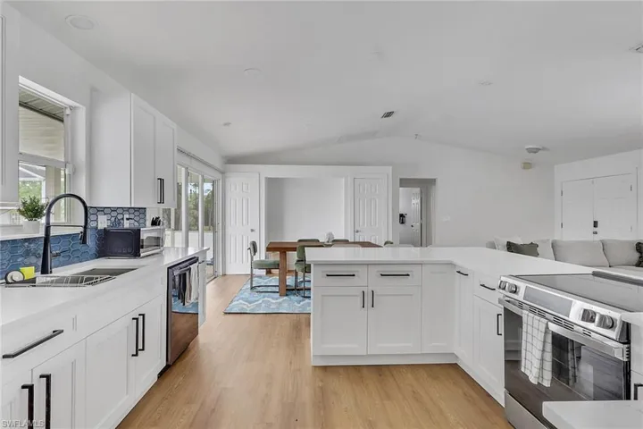 4640 31st Ave Ne, Naples, Florida 34120