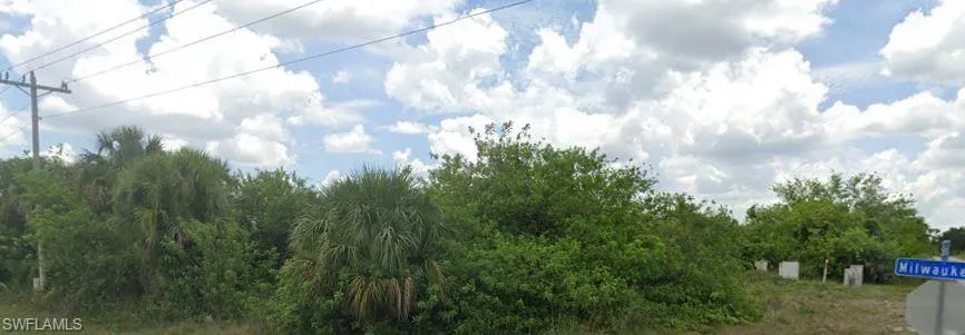 836-838  Milwaukee  BLVD, Lehigh Acres, FL 33974