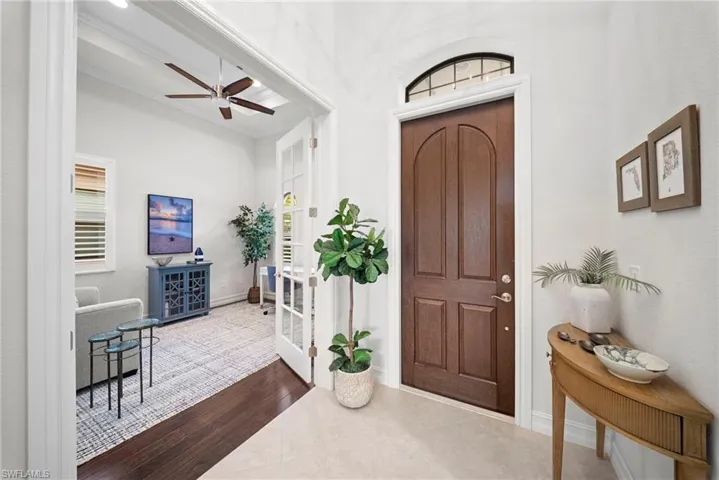 6522 Roma Way, Naples, Florida 34113