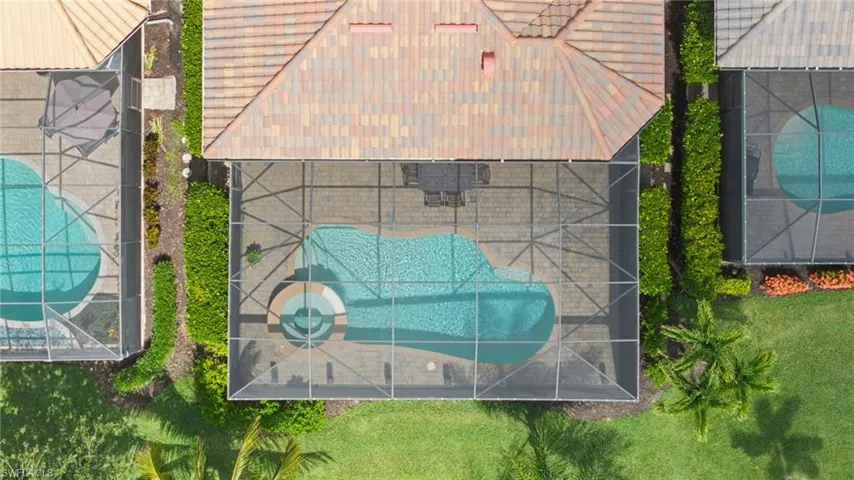 6522 Roma Way, Naples, Florida 34113
