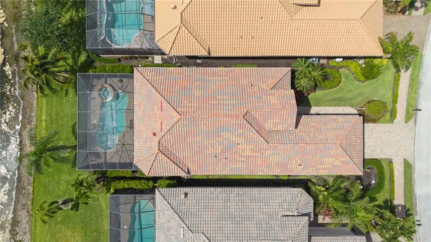 6522 Roma Way, Naples, Florida 34113