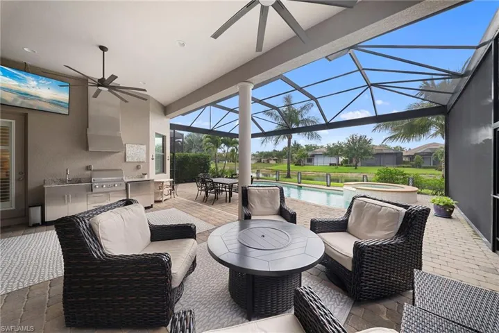 6522 Roma Way, Naples, Florida 34113
