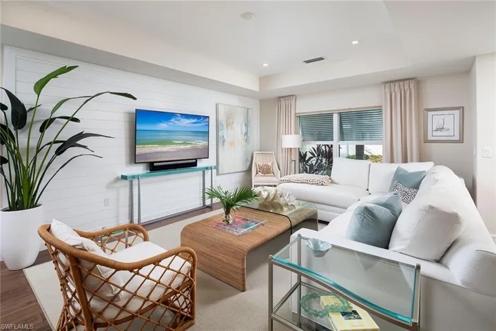 4830  West  BLVD, Naples, FL 34103