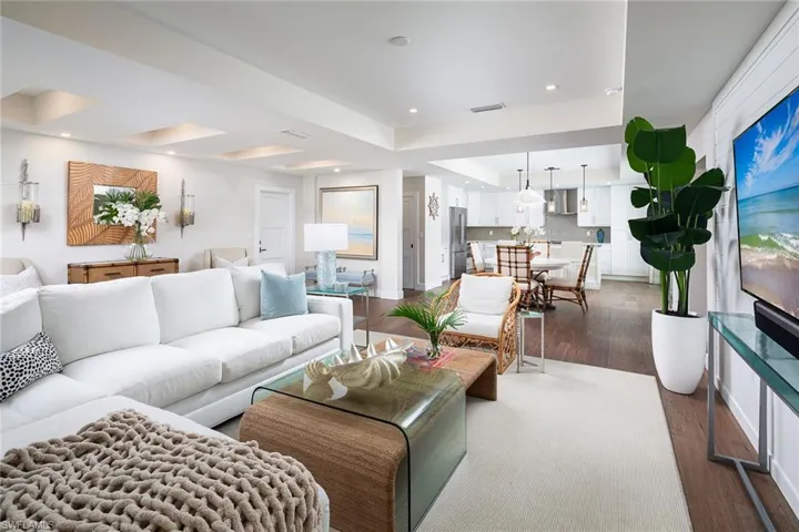 4830  West  BLVD, Naples, FL 34103