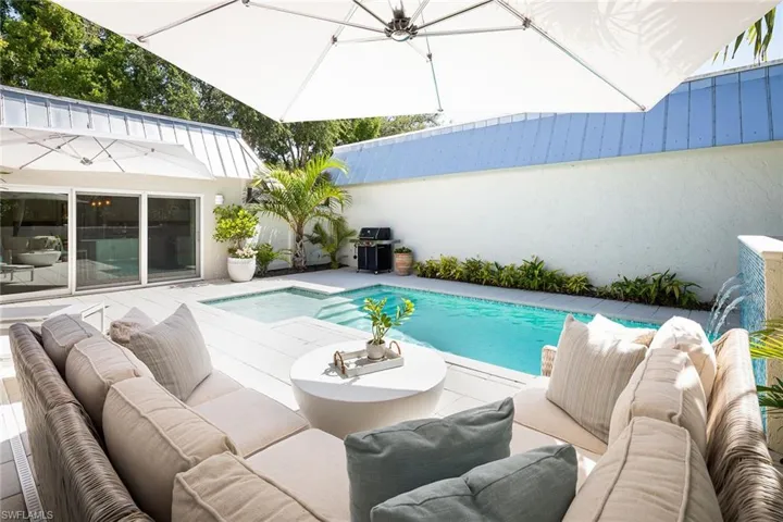 4830  West  BLVD, Naples, FL 34103