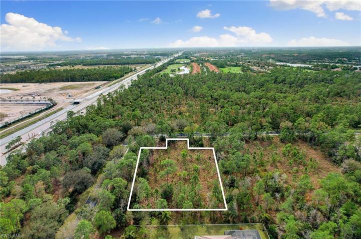4525 Club Estates DR, NAPLES FL 34112