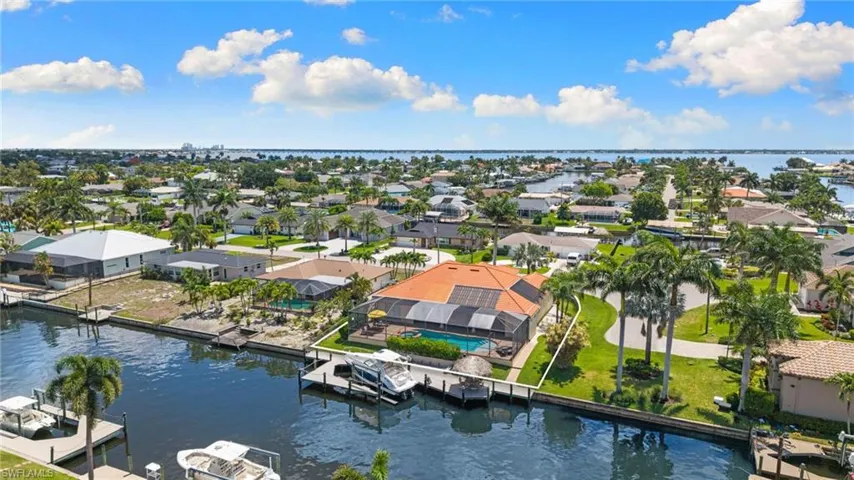 3522 19th Ave, Cape Coral, Florida 33904