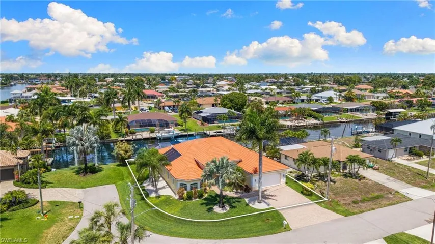 3522 19th Ave, Cape Coral, Florida 33904