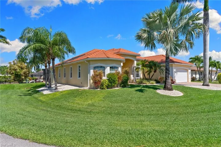 3522 19th Ave, Cape Coral, Florida 33904