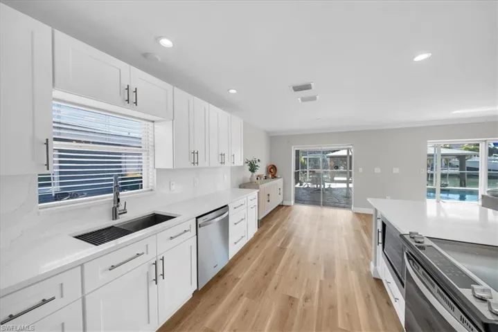 128 San Salvador St, Naples, Florida 34113