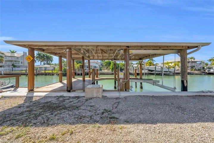128 San Salvador St, Naples, Florida 34113