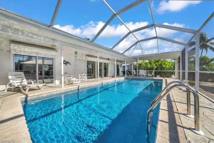 128 San Salvador St, Naples, Florida 34113