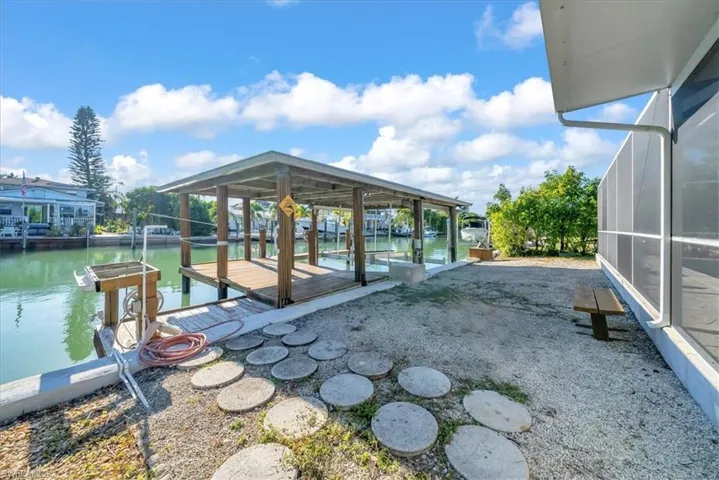 128 San Salvador St, Naples, Florida 34113