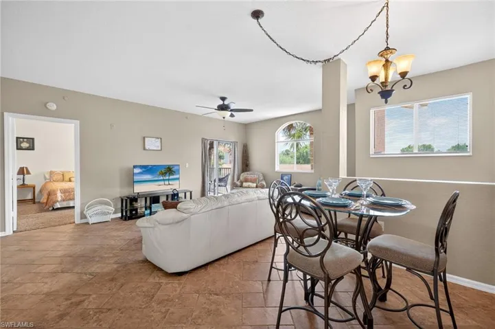 6361 Aragon Way 202, Fort Myers, Florida 33966