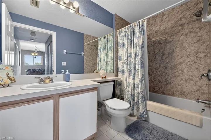 6361 Aragon Way 202, Fort Myers, Florida 33966