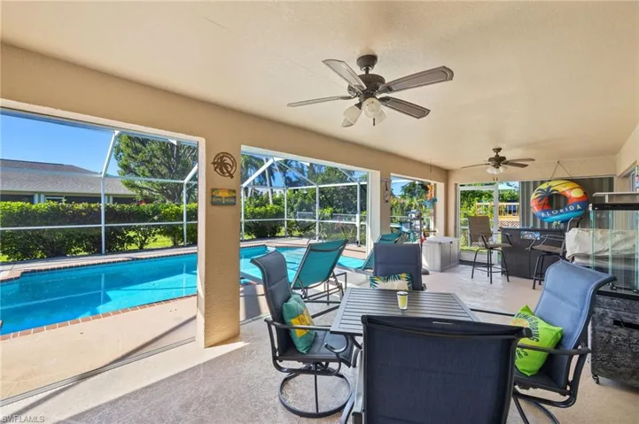 402 Se 21st St, Cape Coral Fl 33990