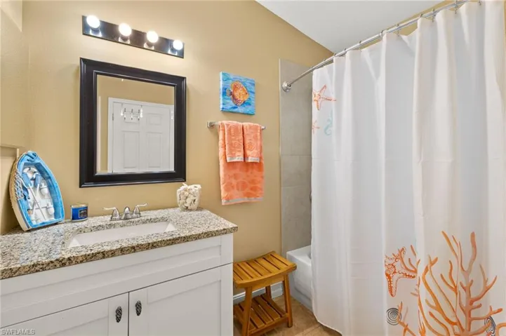 402 Se 21st St, Cape Coral Fl 33990