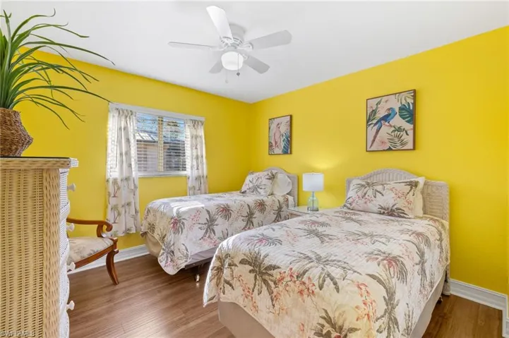 402 Se 21st St, Cape Coral Fl 33990