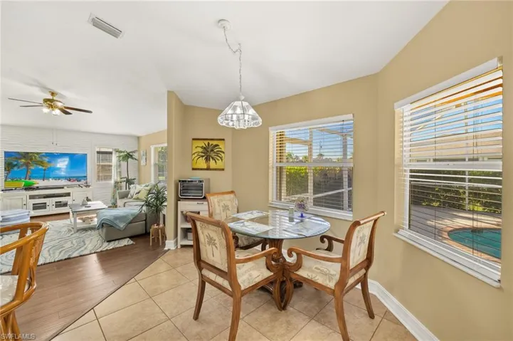 402 Se 21st St, Cape Coral Fl 33990