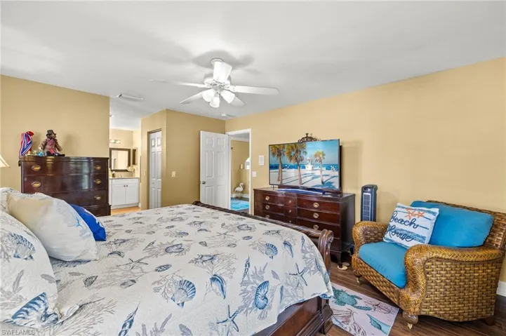 402 Se 21st St, Cape Coral Fl 33990