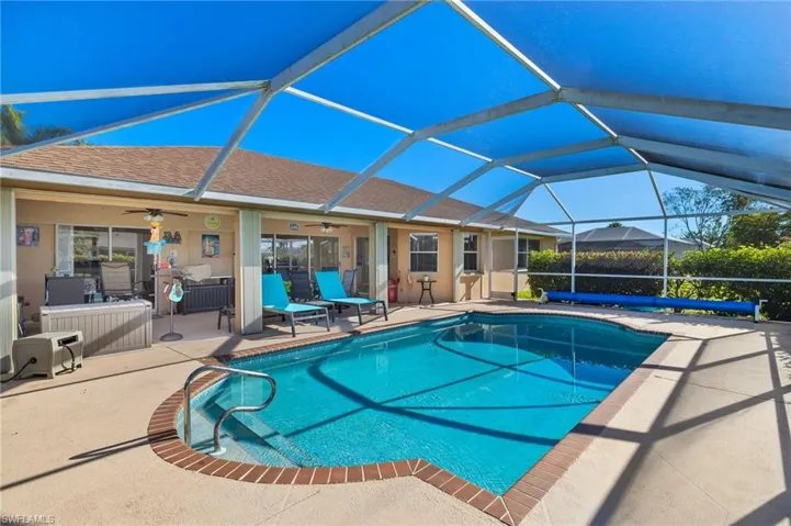 402 Se 21st St, Cape Coral Fl 33990