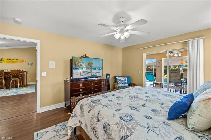 402 Se 21st St, Cape Coral Fl 33990