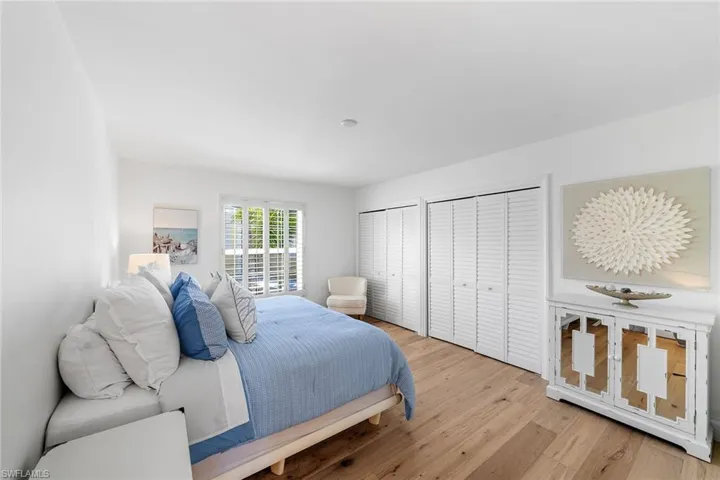 2601  Gulf Shore N BLVD, Naples, FL 34103