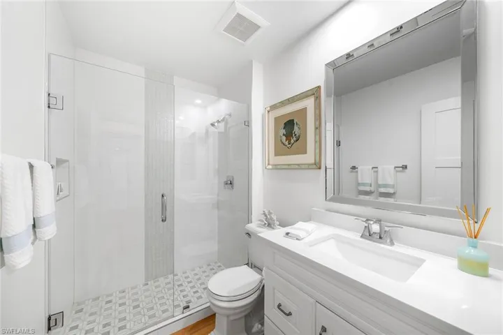 2601  Gulf Shore N BLVD, Naples, FL 34103