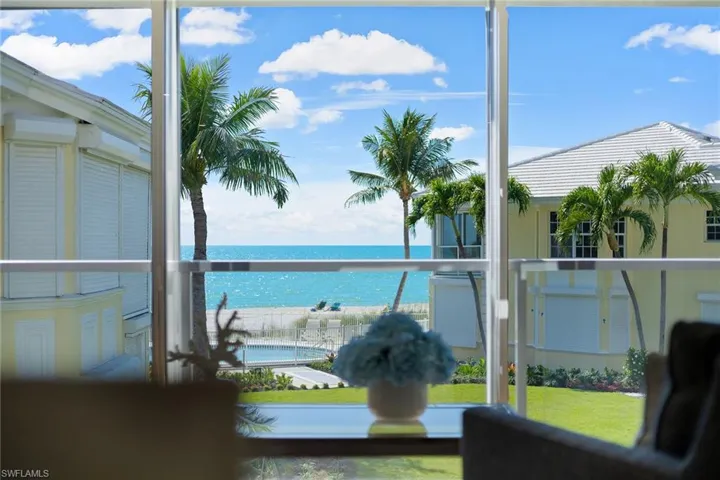 2601  Gulf Shore N BLVD, Naples, FL 34103