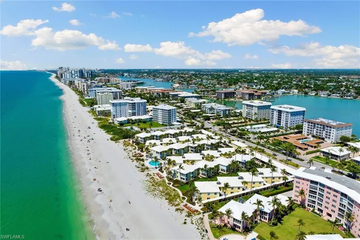 2601  Gulf Shore N BLVD, Naples, FL 34103