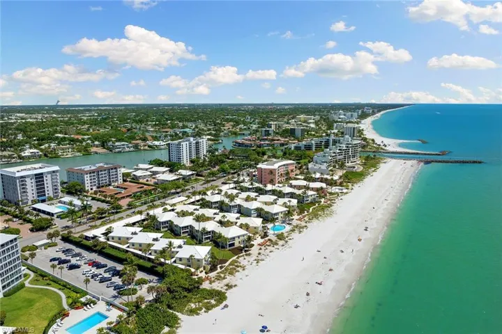 2601  Gulf Shore N BLVD, Naples, FL 34103