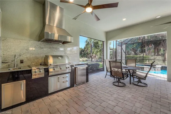 Outdoor Kitchen