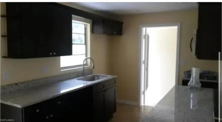 1137  Green  AVE, North Fort Myers, FL 33903