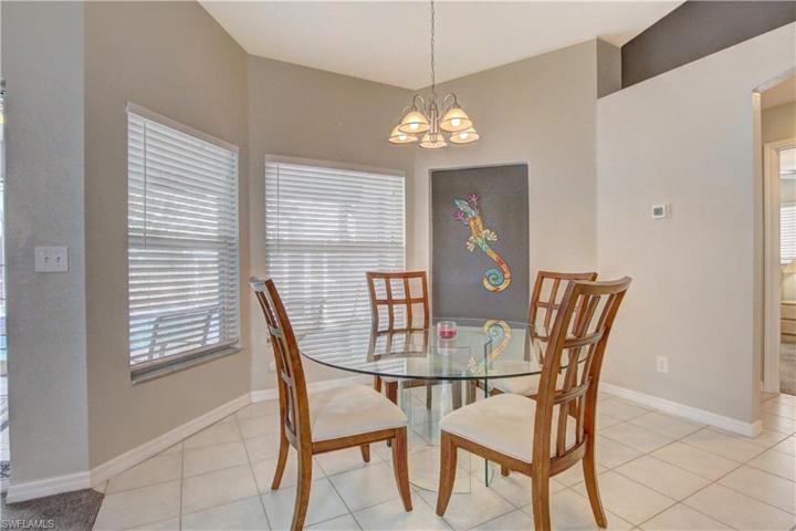 2850 SW 25th PL, CAPE CORAL FL 33914