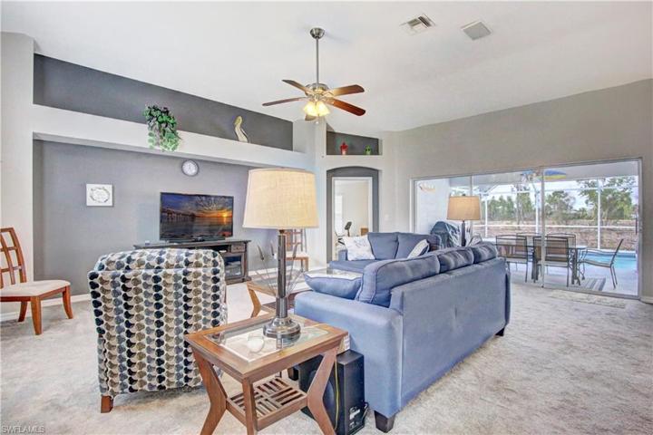 2850 SW 25th PL, CAPE CORAL FL 33914