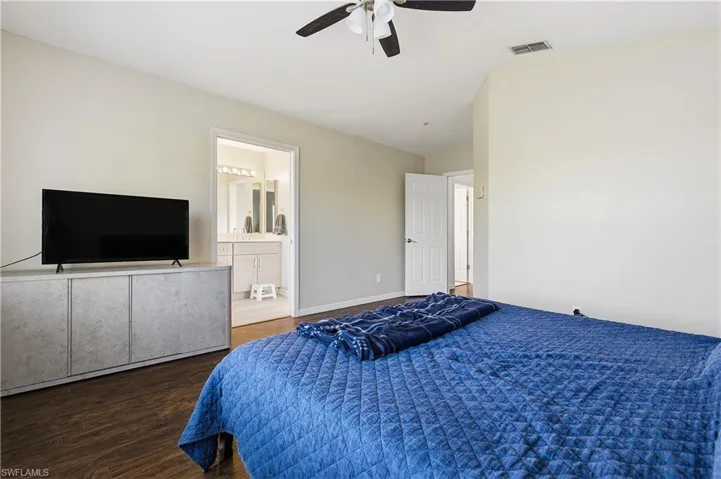 12421  Eagle Pointe  CIR, Fort Myers, FL 33913