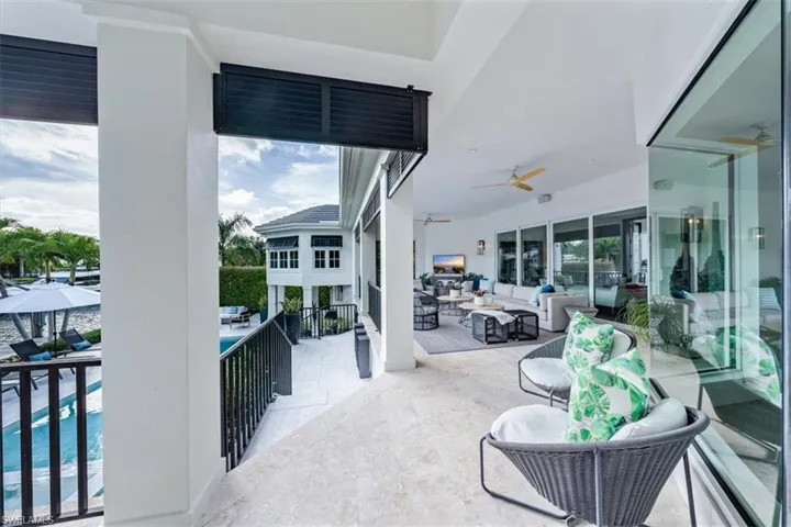Elevated and covered outdoor lanai