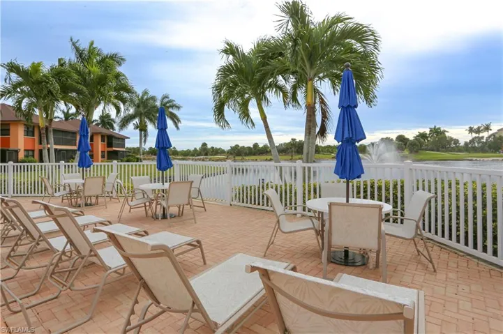 1522 Mainsail Dr 2, Naples, Florida 34114