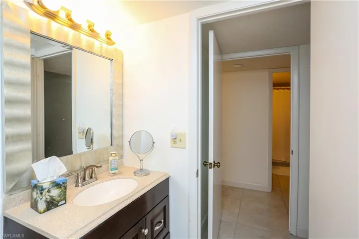 1522 Mainsail Dr 2, Naples, Florida 34114