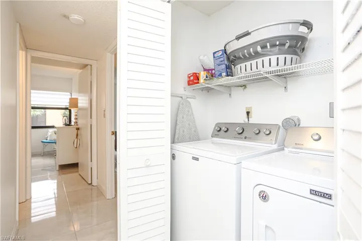 1522 Mainsail Dr 2, Naples, Florida 34114
