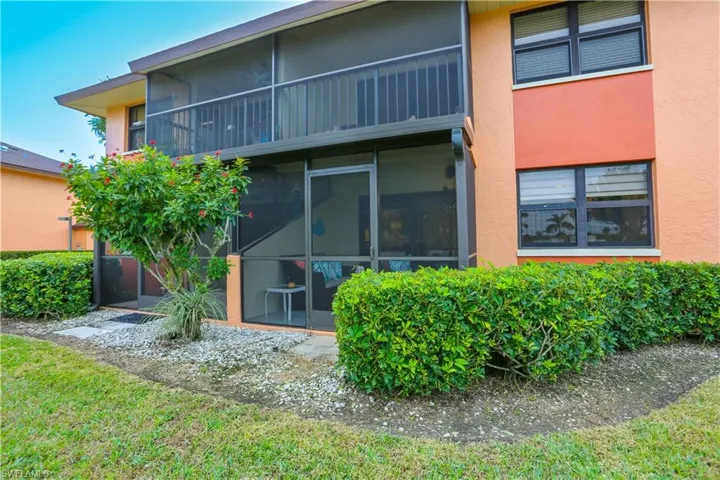 1522 Mainsail Dr 2, Naples, Florida 34114