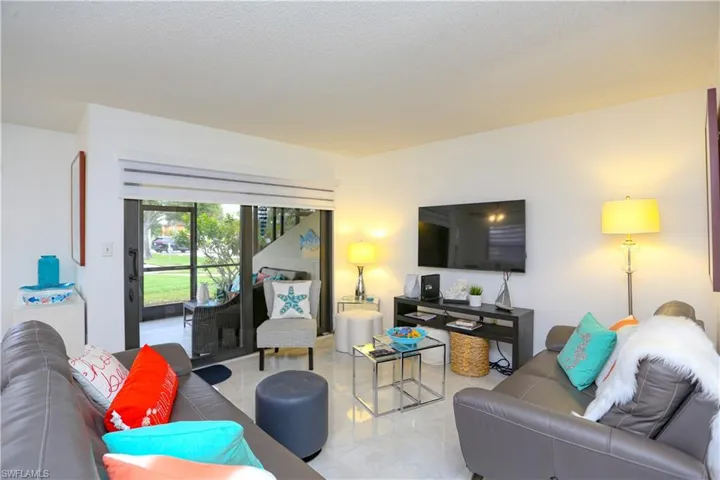 1522 Mainsail Dr 2, Naples, Florida 34114