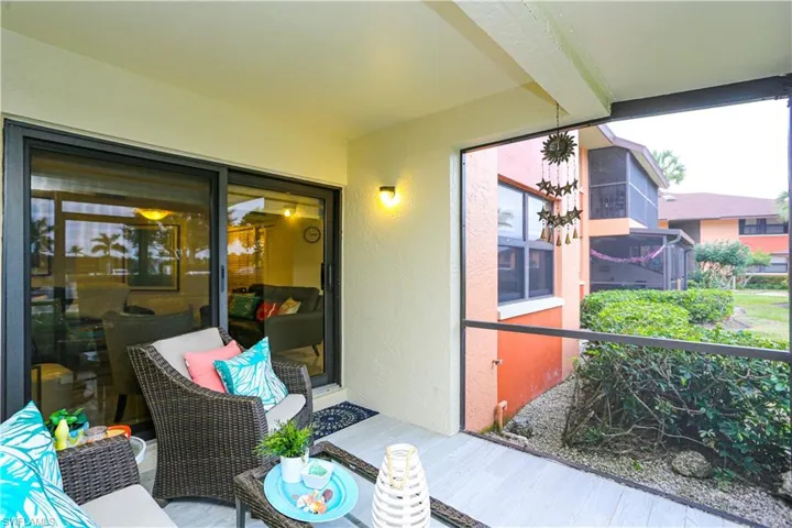 1522 Mainsail Dr 2, Naples, Florida 34114
