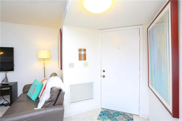 1522 Mainsail Dr 2, Naples, Florida 34114