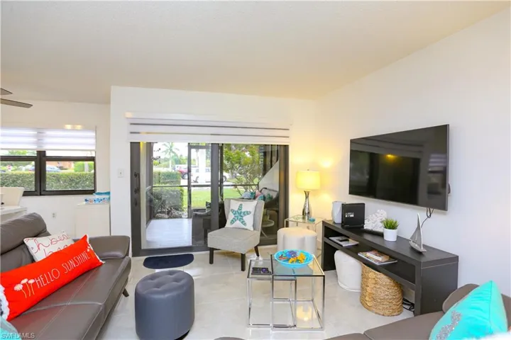 1522 Mainsail Dr 2, Naples, Florida 34114