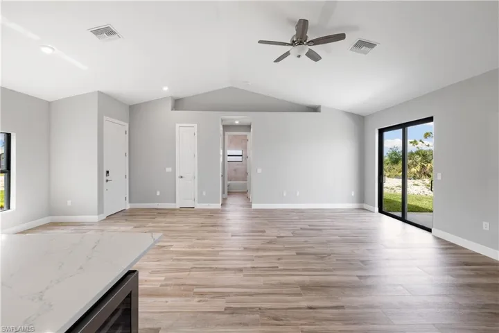 925 NE 11th TER, CAPE CORAL FL 33909