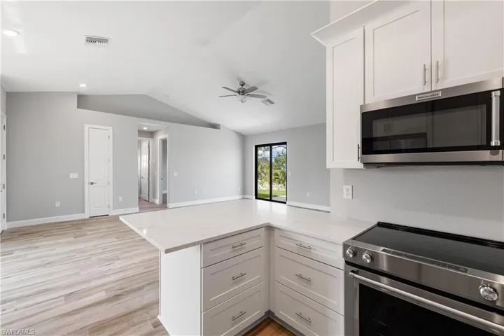 925 NE 11th TER, CAPE CORAL FL 33909