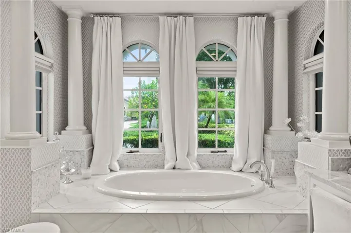 6002 Sunnyslope Dr, Naples, Florida 34119